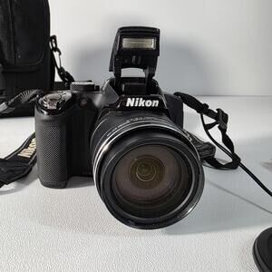 Nikon COOLPIX P510 42X Zoom 16.1 MP Digital Camera w/ Case Charger & 2 Batteries